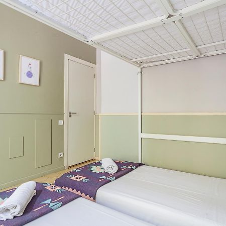 Bird House Hostel Barcelona Exterior photo